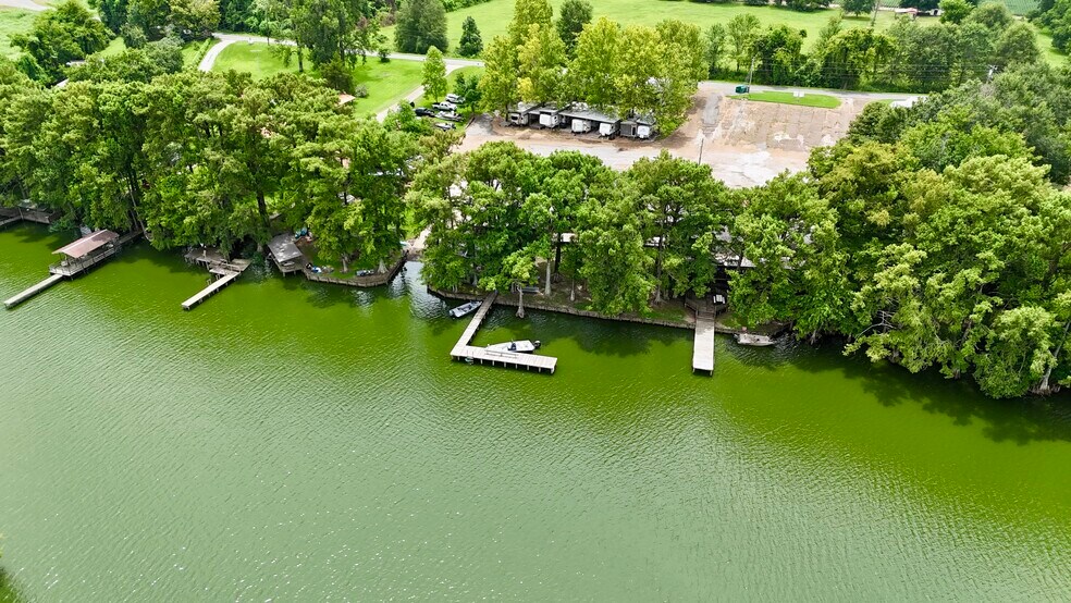 More Photos Of 1424 Fisherman Dr, Ferriday Hotel For Sale