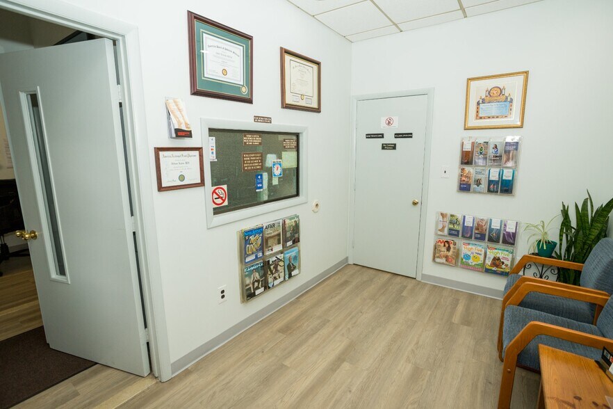 More Photos Of 500 Bloomfield St, Hoboken Storefront Retail Residential For Sale
