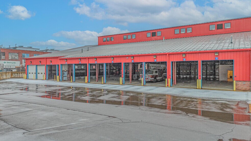 More Photos Of 315 Northampton St, Kingston Industrial For Sale