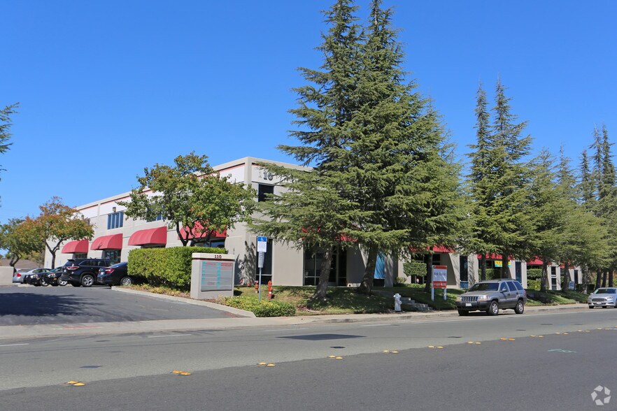 More Photos Of 110 Railroad Ave, Suisun City Flex For Lease
