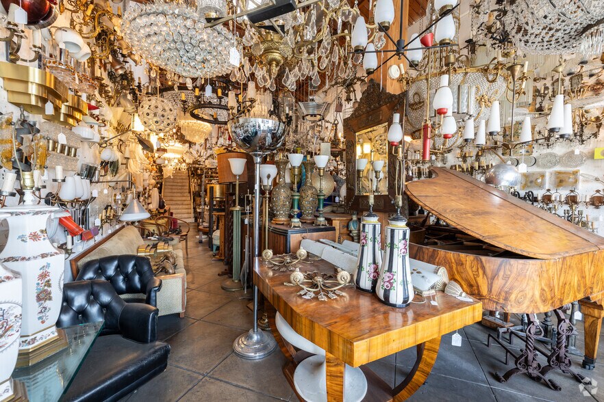 More Photos Of 600 S La Brea Ave, Los Angeles Storefront Retail Residential For Lease