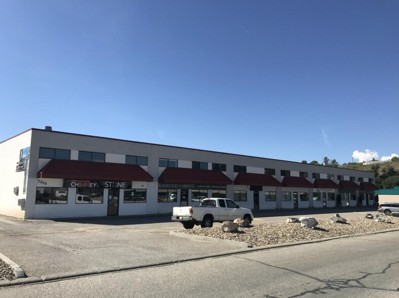 Primary Photo Of 2450 14 Av, Vernon Flex For Lease