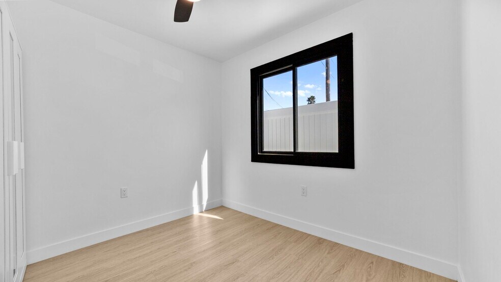 More Photos Of 4513-4523 Cleveland Ave, San Diego Apartments For Sale