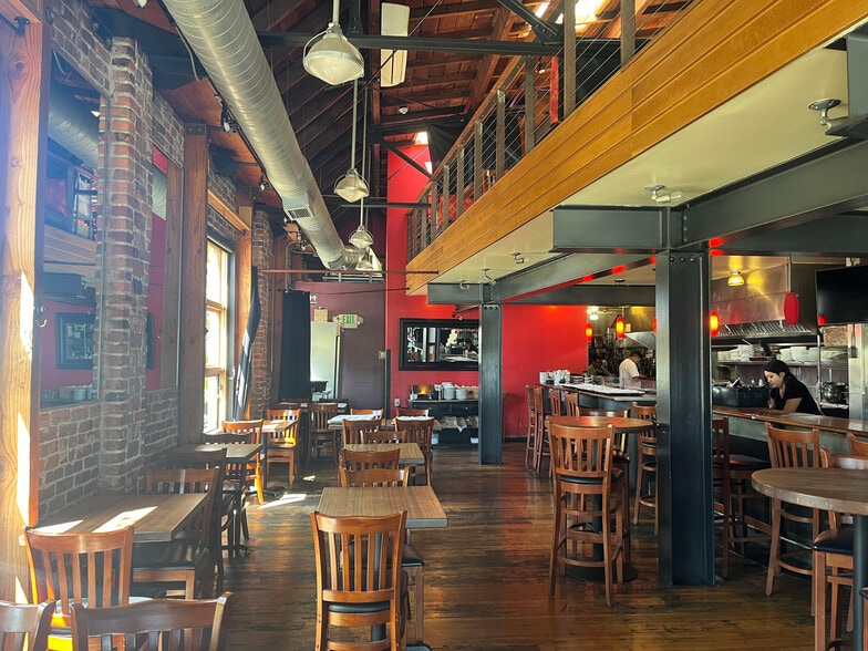 More Photos Of 1501 Solano Ave, Albany Restaurant For Lease