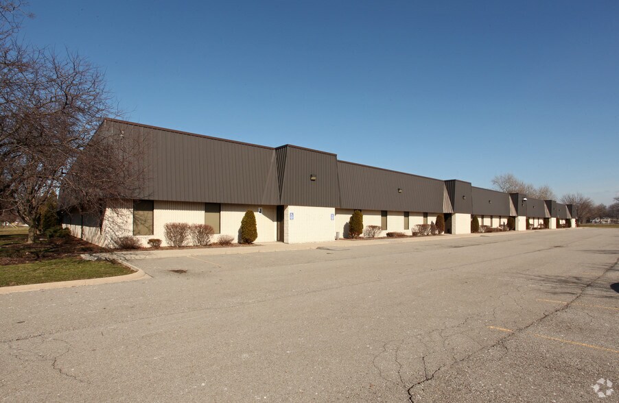More Photos Of 3001 S Gulley Rd, Dearborn Office For Lease