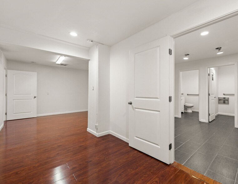 More Photos Of 556 N 1st St, San Jose Medical For Sale