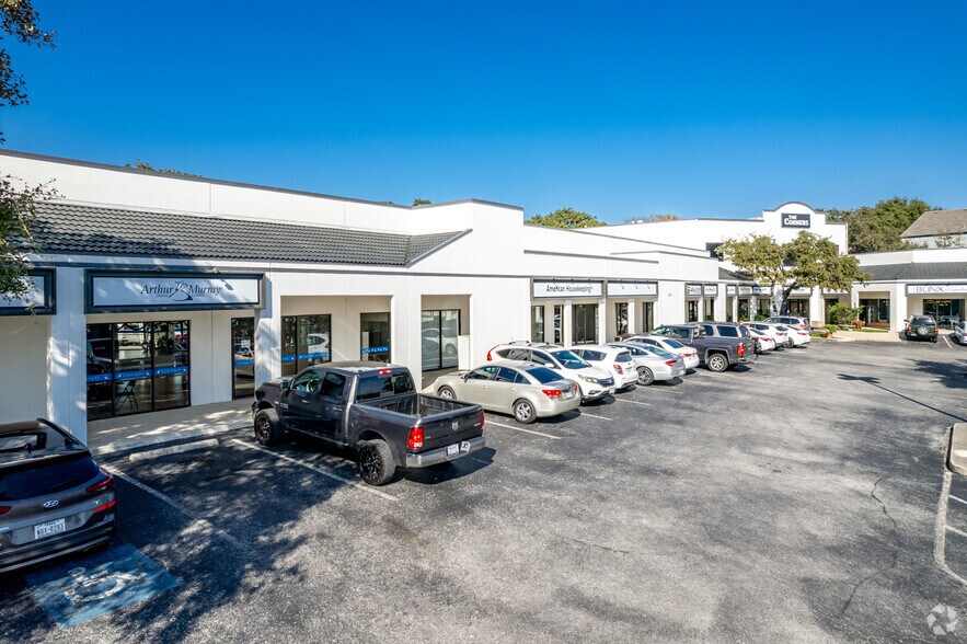 More Photos Of 2525-2607 Jackson-keller Rd, San Antonio Unknown For Lease