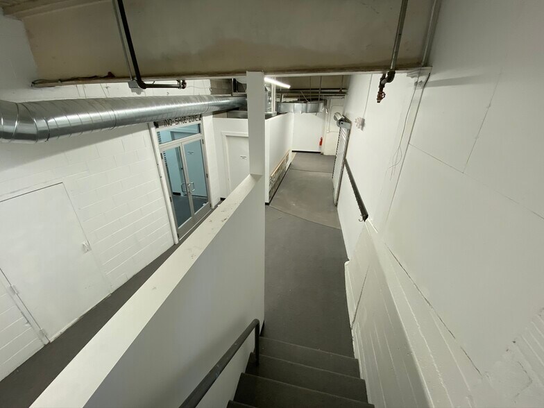 More Photos Of 615 S Front St, Mankato Storefront Retail Office For Lease