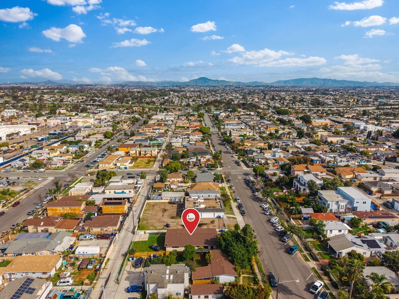 More Photos Of 2956 Clay Ave, San Diego Multifamily For Sale