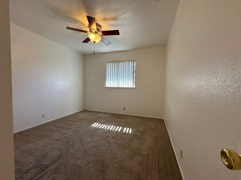 More Photos Of 3337 La Canada Dr, Cameron Park Apartments For Sale