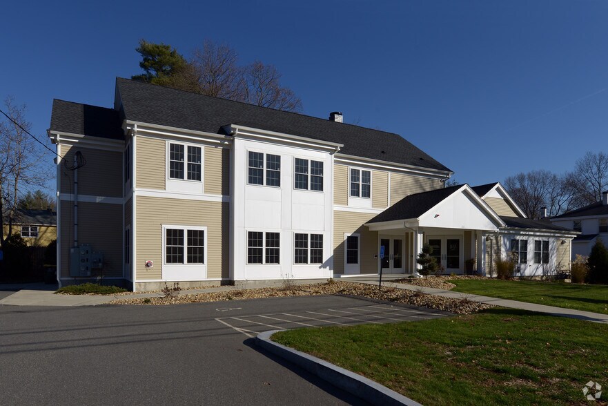 More Photos Of 233 W Central St, Franklin Medical For Lease