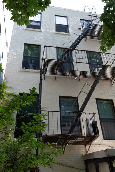 More Photos Of 2144 45th Rd, Long Island City Multifamily For Sale