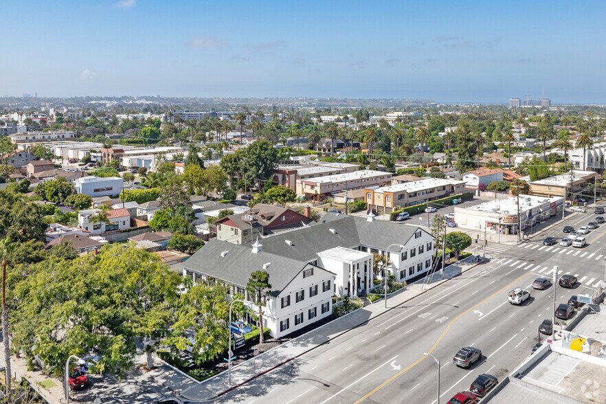 More Photos Of 11600-11610 Washington Pl, Culver City Loft Creative Space For Lease
