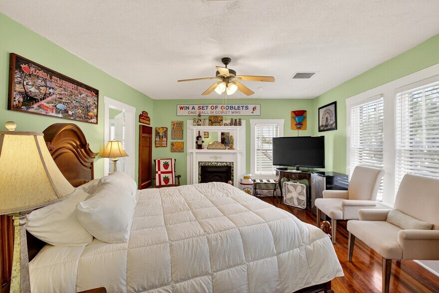 More Photos Of 805 N Wheeler St, Plant City Hospitality For Sale