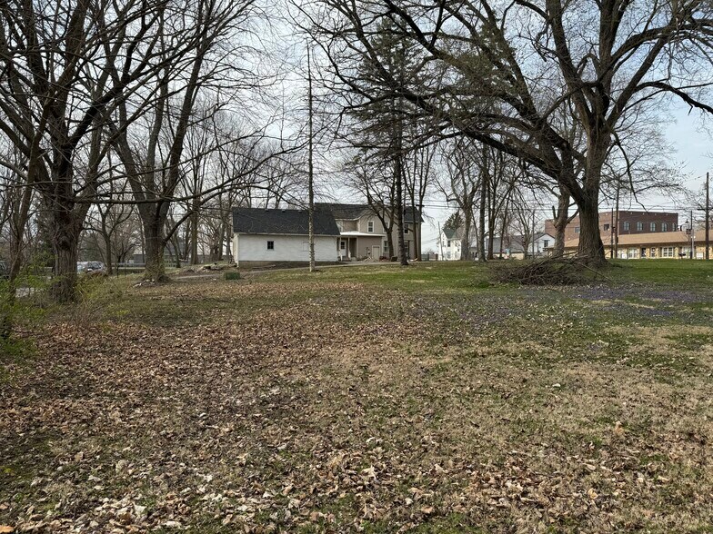 More Photos Of 155 S Madison St, Oswego Land For Sale