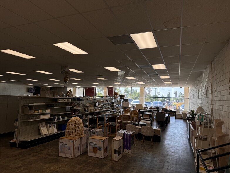 More Photos Of 508-560 S Workman Mill Rd, La Puente Unknown For Lease