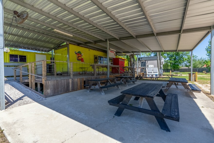 Primary Photo Of 1411 Houston River Rd, Westlake Restaurant For Sale