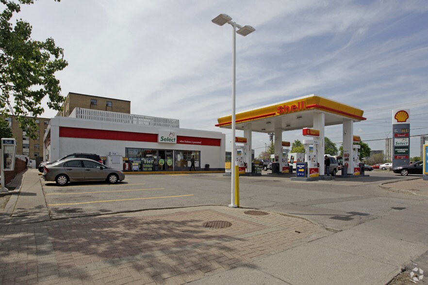More Photos Of 4926 Bathurst St, Toronto Convenience Store For Sale