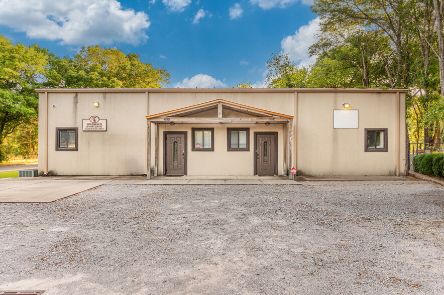 Primary Photo Of 696 S Wilson St, Crestview Office For Sale