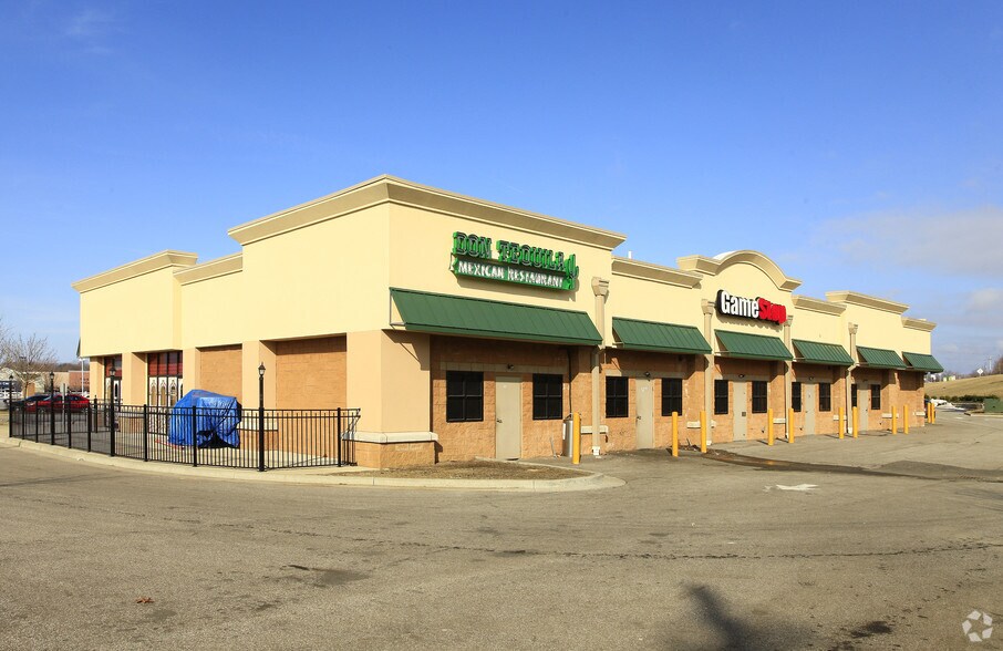 More Photos Of 6067 N Ridge Rd, Madison Unknown For Lease