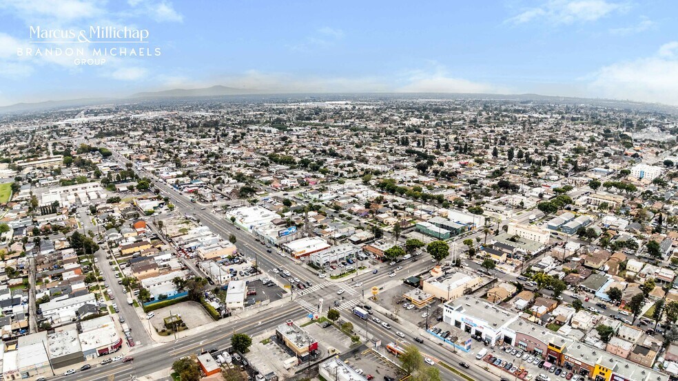More Photos Of 1118 Firestone Blvd, Los Angeles Storefront For Sale
