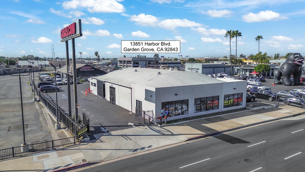 More Photos Of 13851-13861 Harbor Boulevard, Garden Grove Auto Dealership For Lease