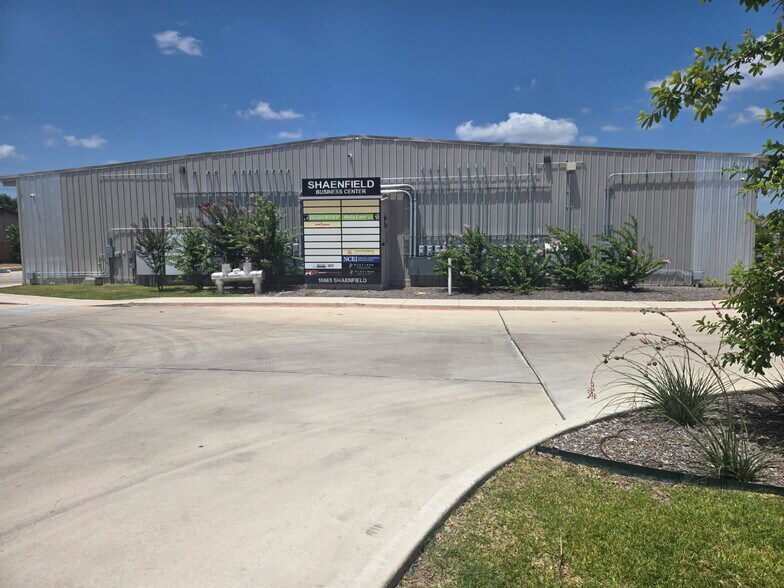 Primary Photo Of 10665 Shaenfield Rd, San Antonio Light Distribution For Lease