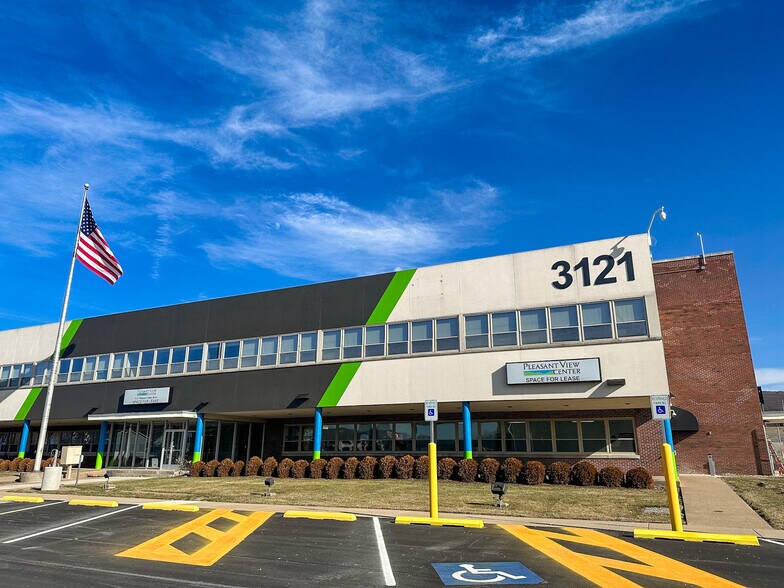 More Photos Of 3121 Pleasant Valley Blvd, Altoona Light Distribution For Lease