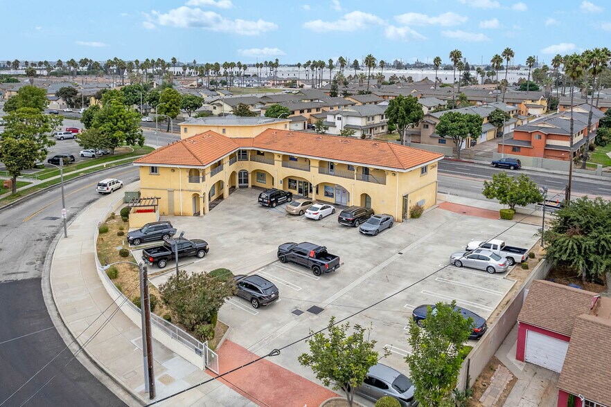 More Photos Of 23601 Avalon Blvd, Carson General Retail For Sale