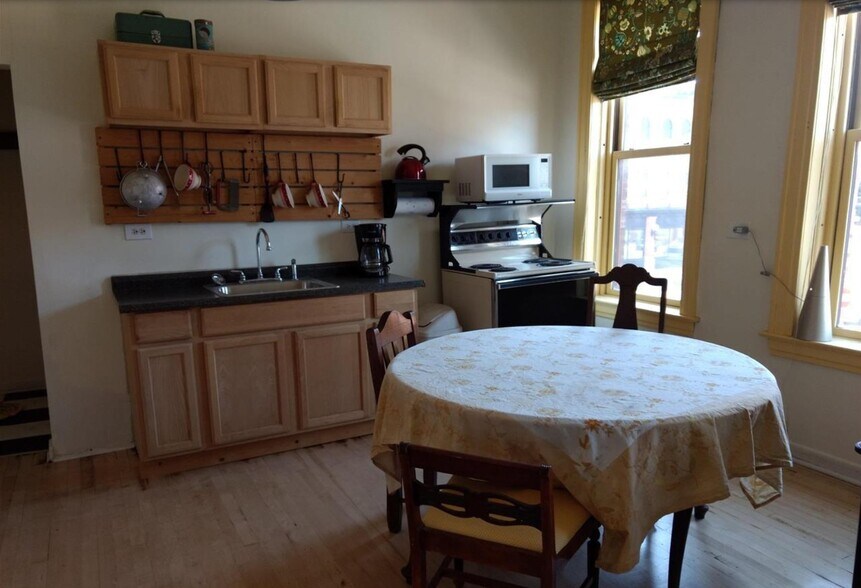 More Photos Of 300 6th St, Calumet Storefront Retail Residential For Sale