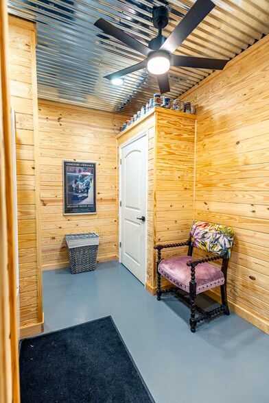 More Photos Of 2418 US-31, Falkville Warehouse For Sale