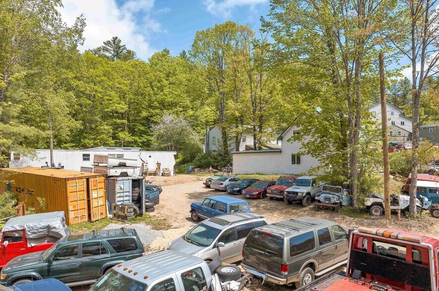 More Photos Of 12 Land Cruiser Dr, Sullivan Distribution For Sale