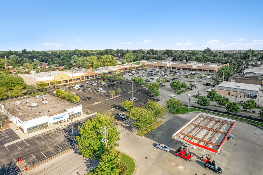 More Photos Of 1650-1680 Bryan Station Rd, Lexington Unknown For Lease