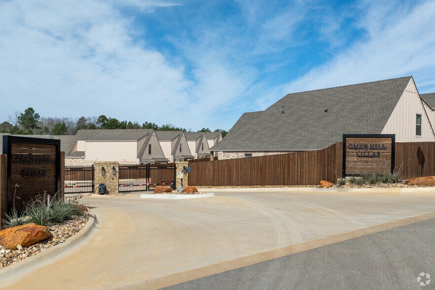 More Photos Of 4344 Macnab Dr, Tyler Apartments For Sale