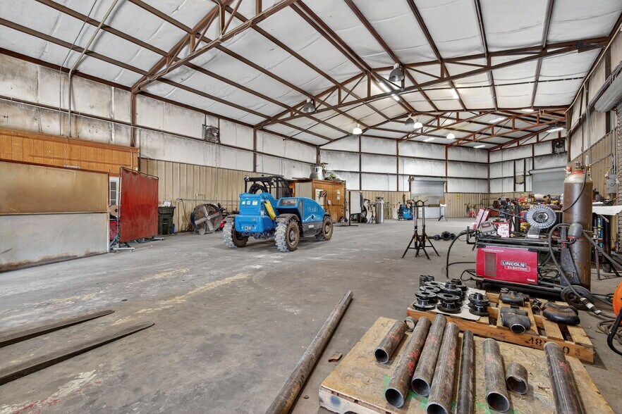 More Photos Of 3008 Ranger Hwy, Weatherford Manufacturing For Sale