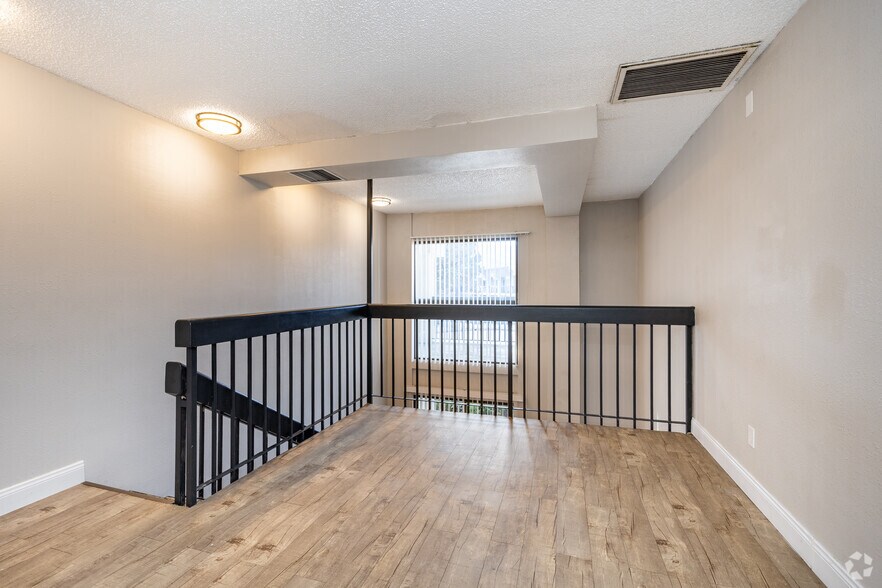 More Photos Of 2886 S Circle Dr, Colorado Springs Apartments For Lease