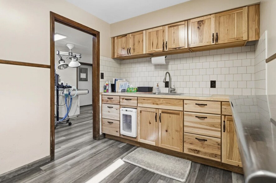 More Photos Of 5962 New York 812, Ogdensburg Medical For Sale
