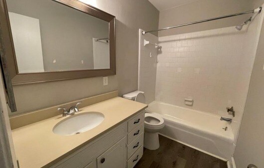 More Photos Of , Niceville Unknown For Sale