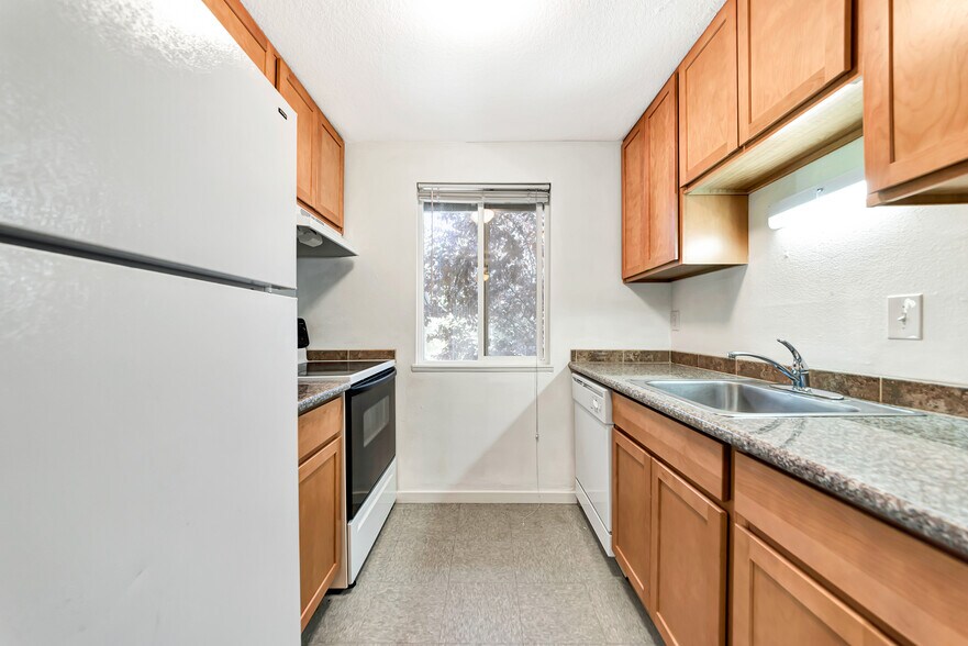 More Photos Of 13410 SE Powell Blvd, Portland Apartments For Sale