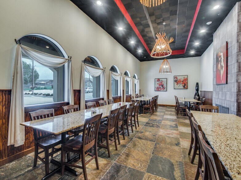 More Photos Of 3700 Teasley Dr, Hickory Creek Restaurant For Sale