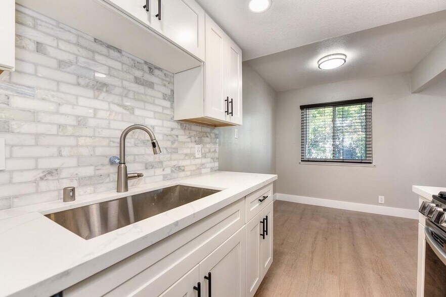 More Photos Of 5372 Garfield Ave, Sacramento Apartments For Sale