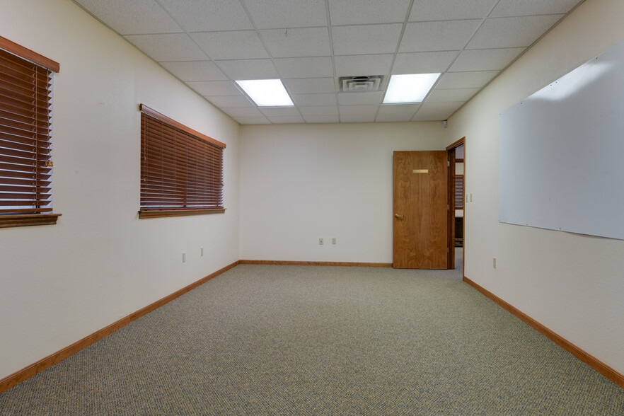 More Photos Of 19365 FM 2252, Garden Ridge Office For Lease