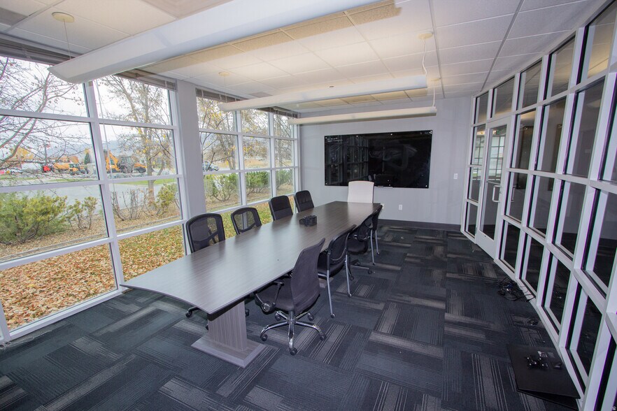 More Photos Of 1011 W 400 N, Logan Office For Lease