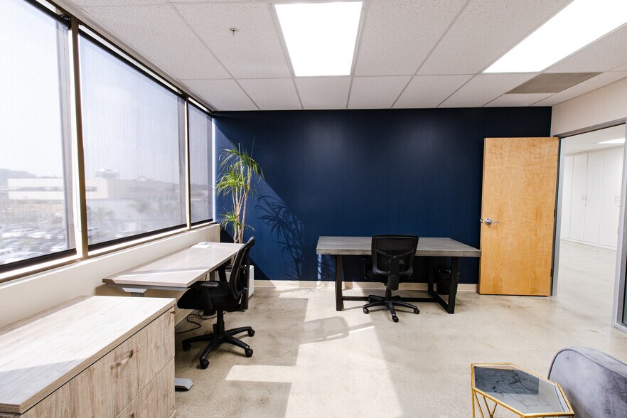 More Photos Of 3355 E Spring St, Long Beach Office For Lease
