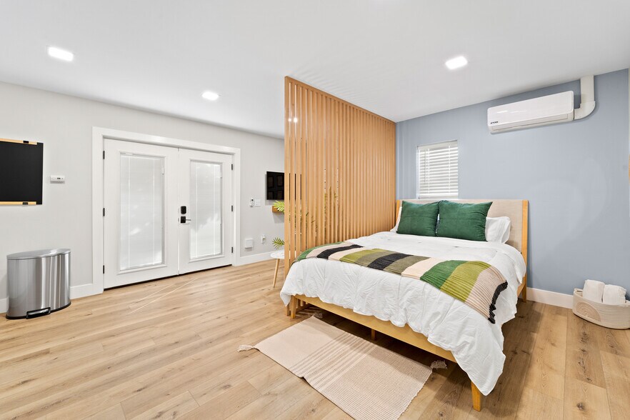 More Photos Of 3019-23 E 10th Street, National City Apartments For Sale