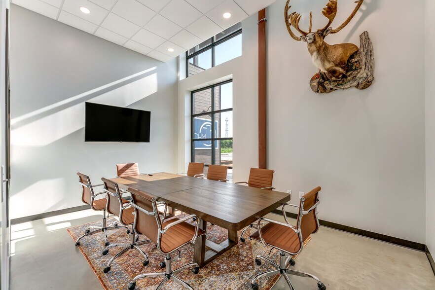 More Photos Of 17516 Matany Rd, Justin Office For Lease