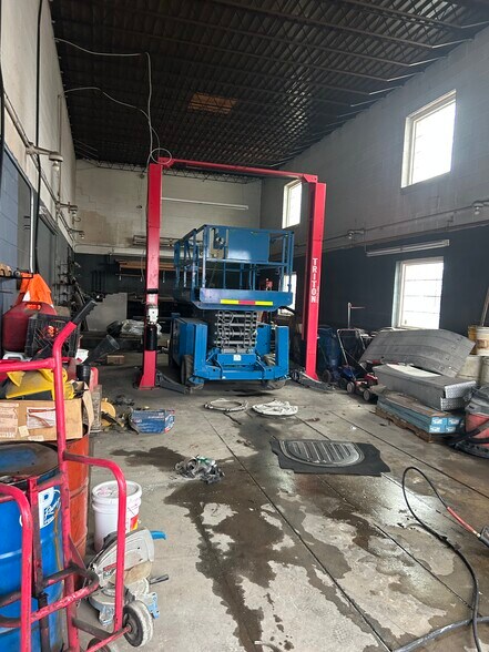 More Photos Of 8977 Williamsport Pike, Falling Waters Warehouse For Sale