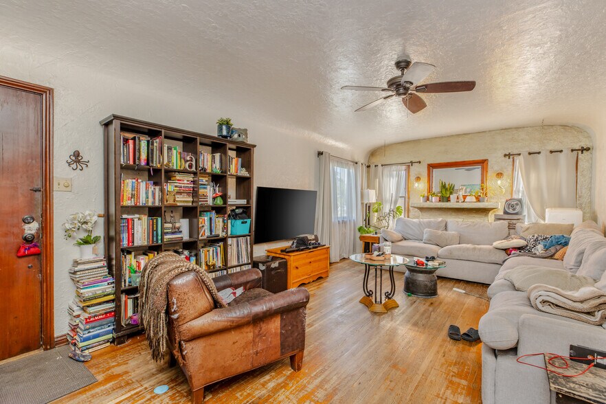 More Photos Of 1117 Mira Mar Ave, Long Beach Apartments For Sale