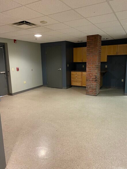 More Photos Of 3030 Penn Ave, Pittsburgh Loft Creative Space For Sale