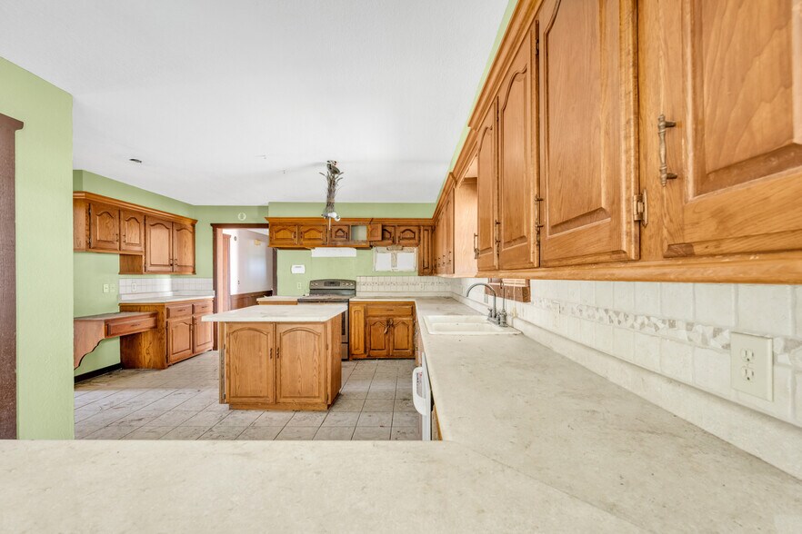 More Photos Of 1311 County Road 1390, Chickasha Land For Sale